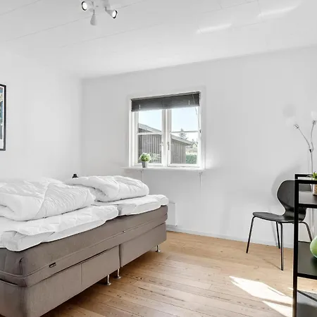 3 Bedroom Lovely In Vakantiehuis