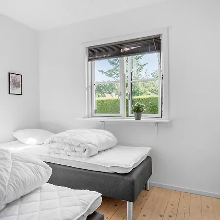 3 Bedroom Lovely In Feriehus *