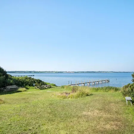 3 Bedroom Lovely In Feriehus Millinge