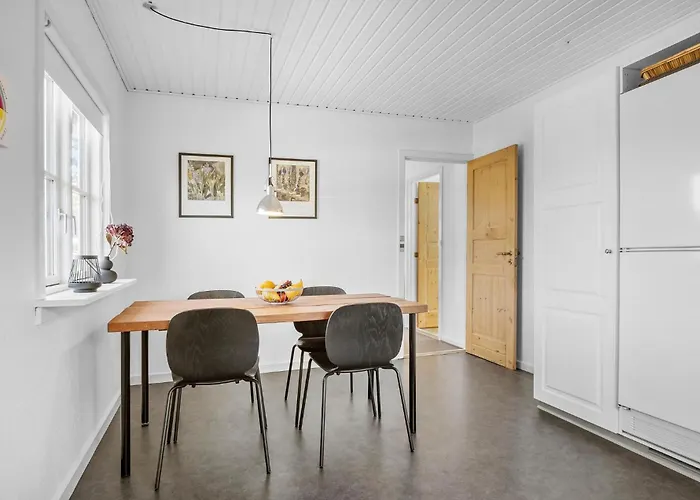 3 Bedroom Lovely In